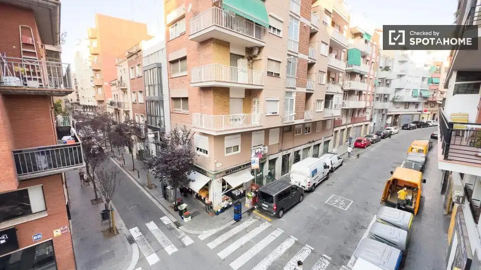Habitació a Sants-Badal