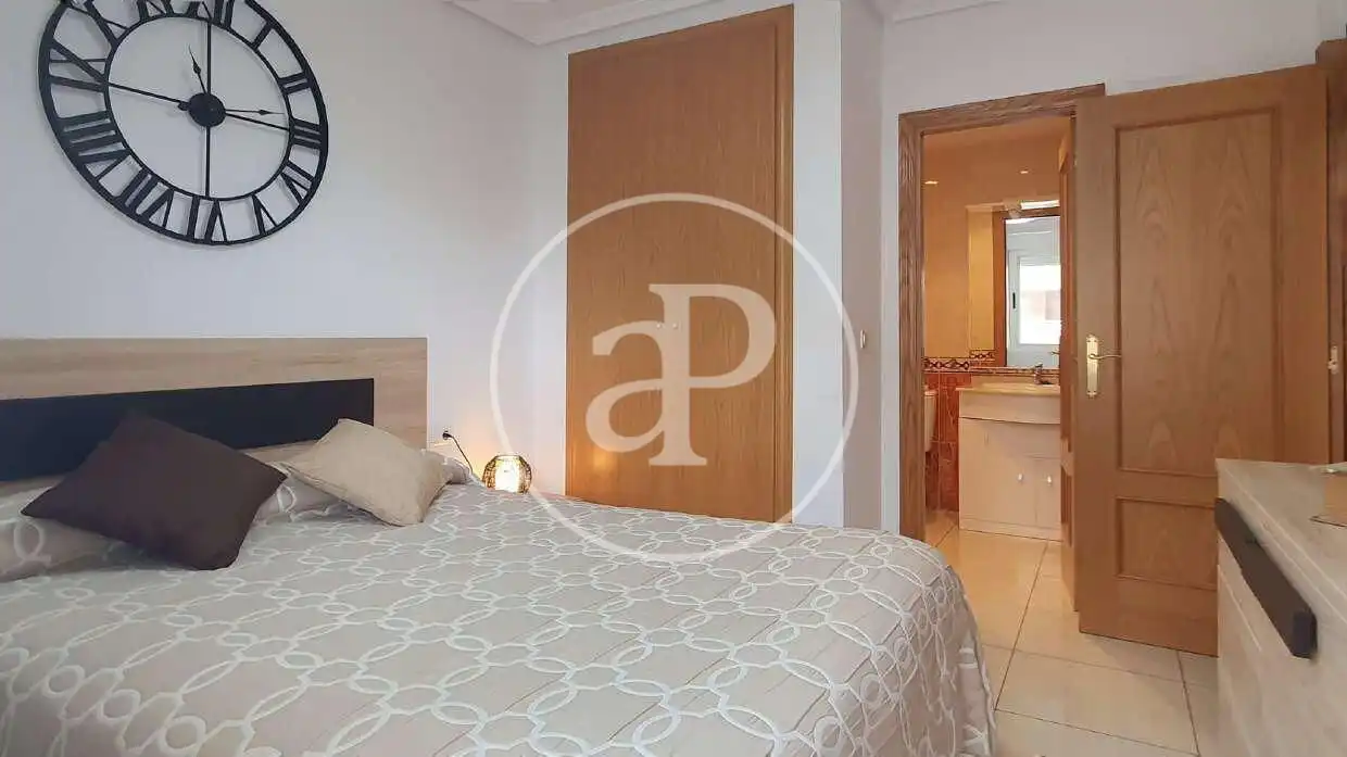 Dormitori de Pis en venda en Oropesa del Mar / Orpesa amb Aire condicionat, Calefacció i Jardí privat