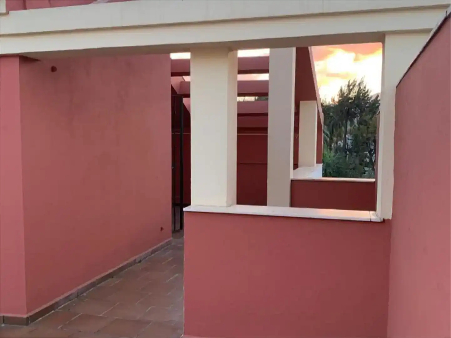 Terrasse von Dachboden zur Miete in Algeciras mit Klimaanlage