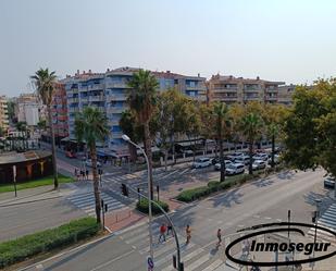 Vista exterior de Apartament en venda en Salou amb Terrassa