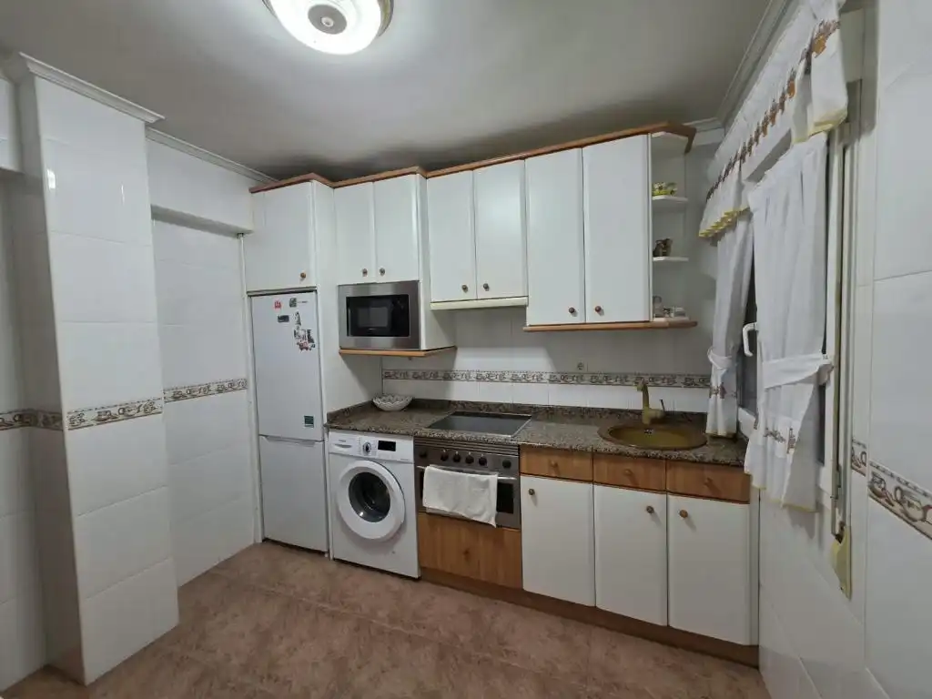 Wohnung mit Aufzug zum Verkauf in Calle Juntas Generales 14, imagen 8