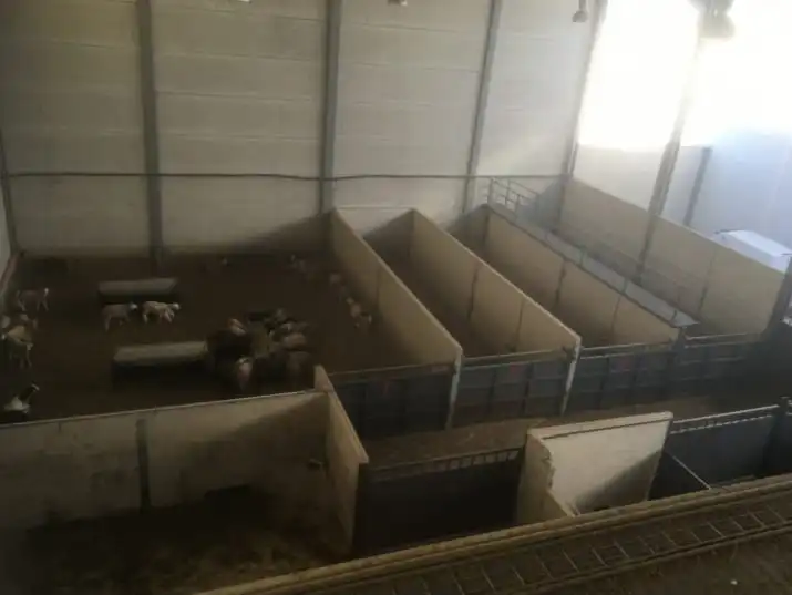 Nau industrial en venda en Jaén