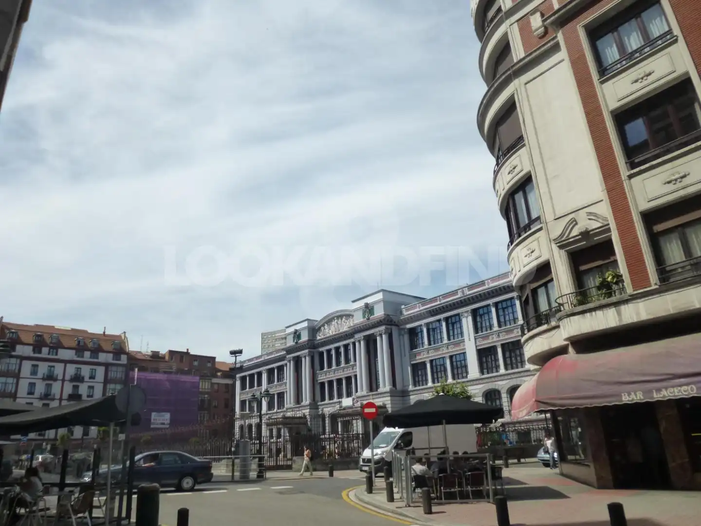 Local comercial en venda a Calle GENERAL EGUIA