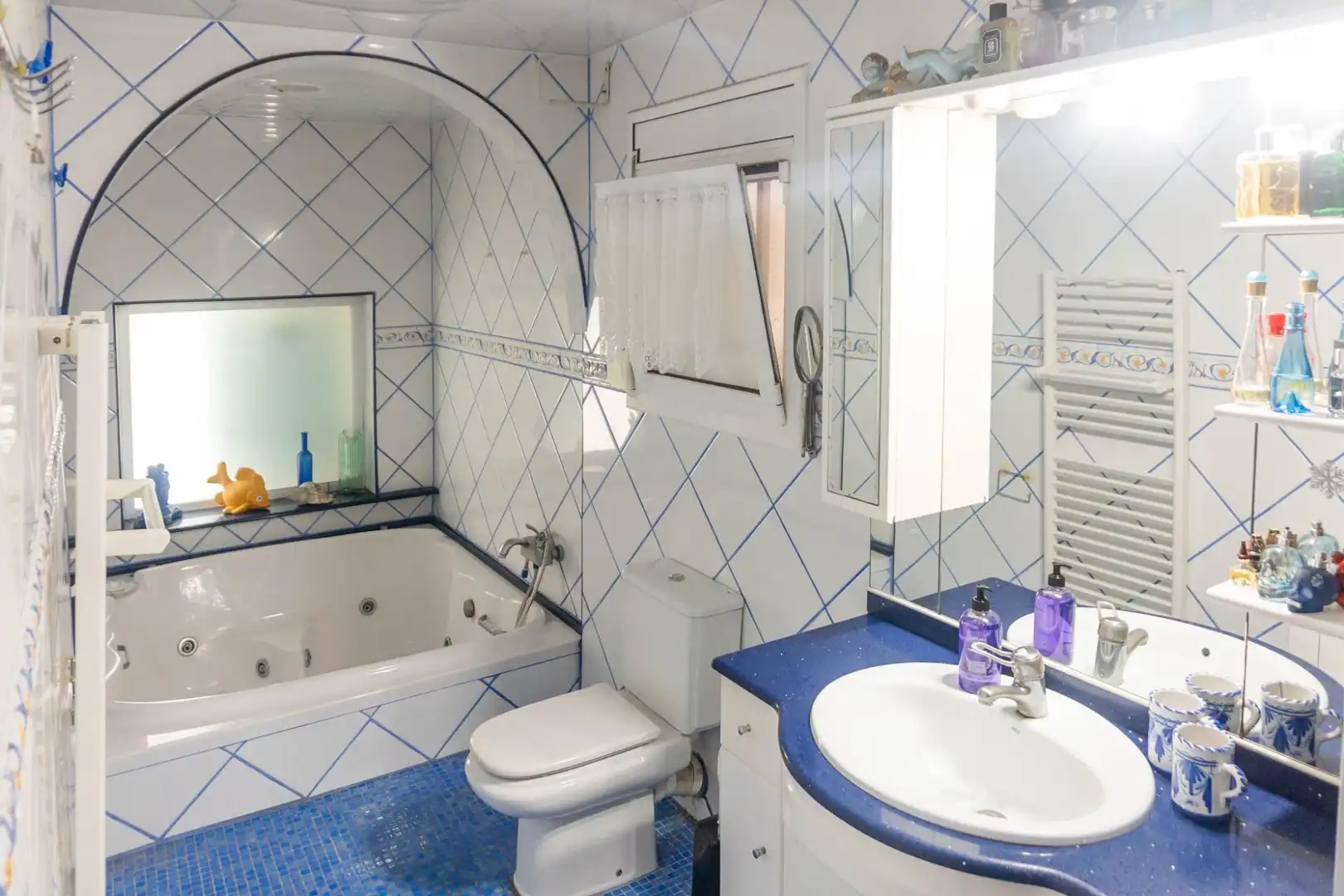 Bathroom of Houses for sale in Albinyana  with Heating, Balcony and Community pool