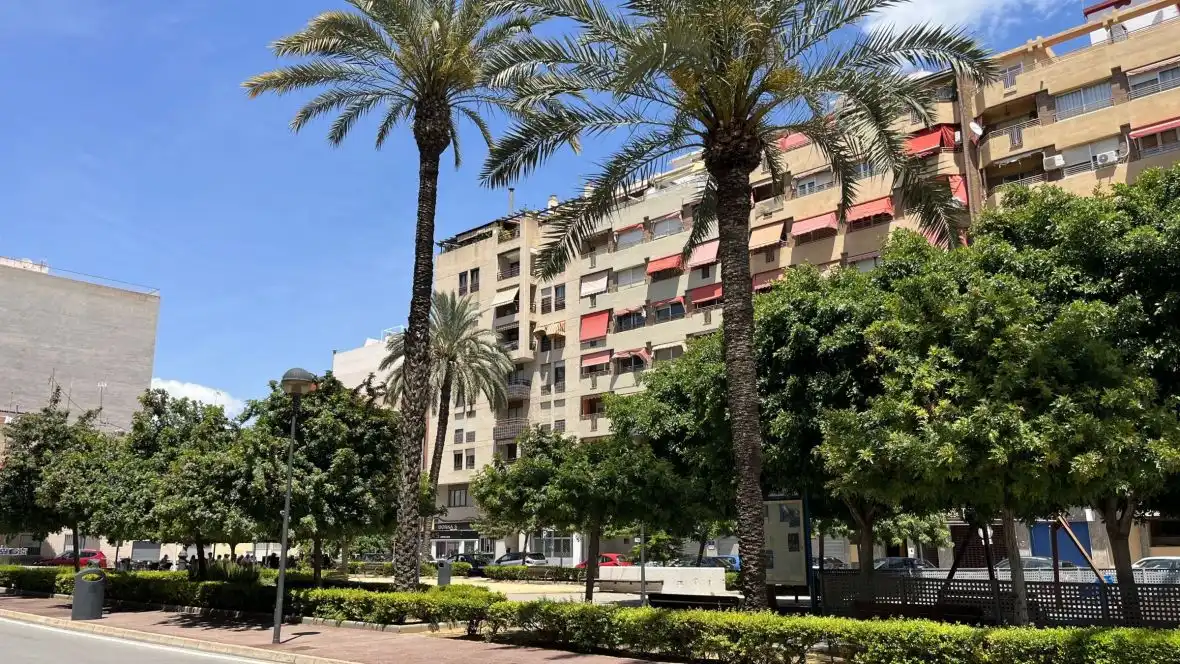 Vista exterior de Oficina de alquiler en Sant Joan d'Alacant