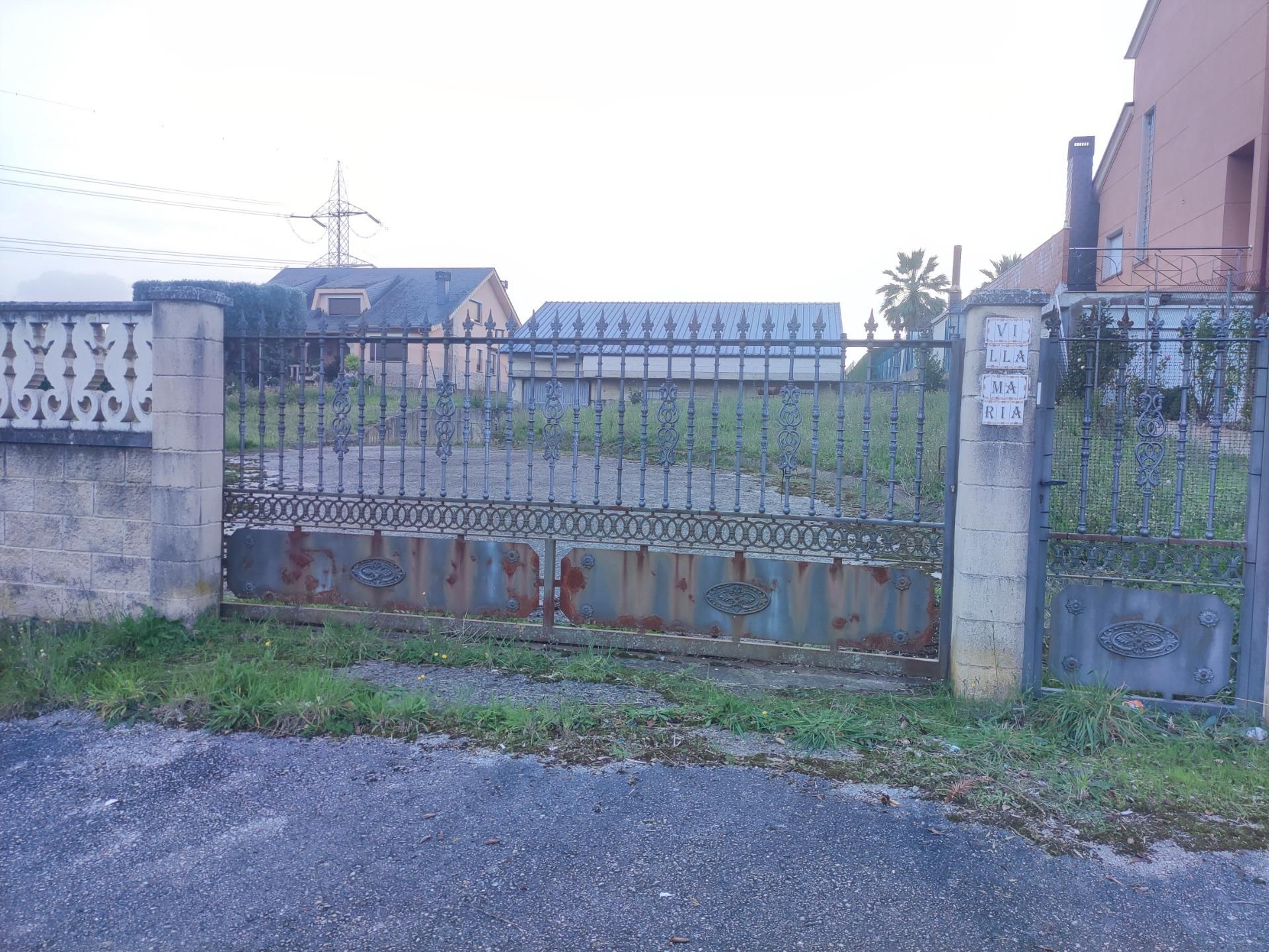 Country house for sale in Ponferrada  with Heating, Storage room and Swimming Pool