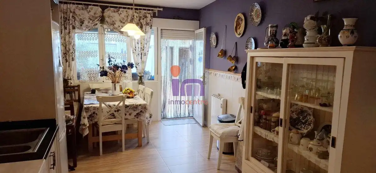 Dining room of Houses for sale in Castellar de Santiago  with Heating