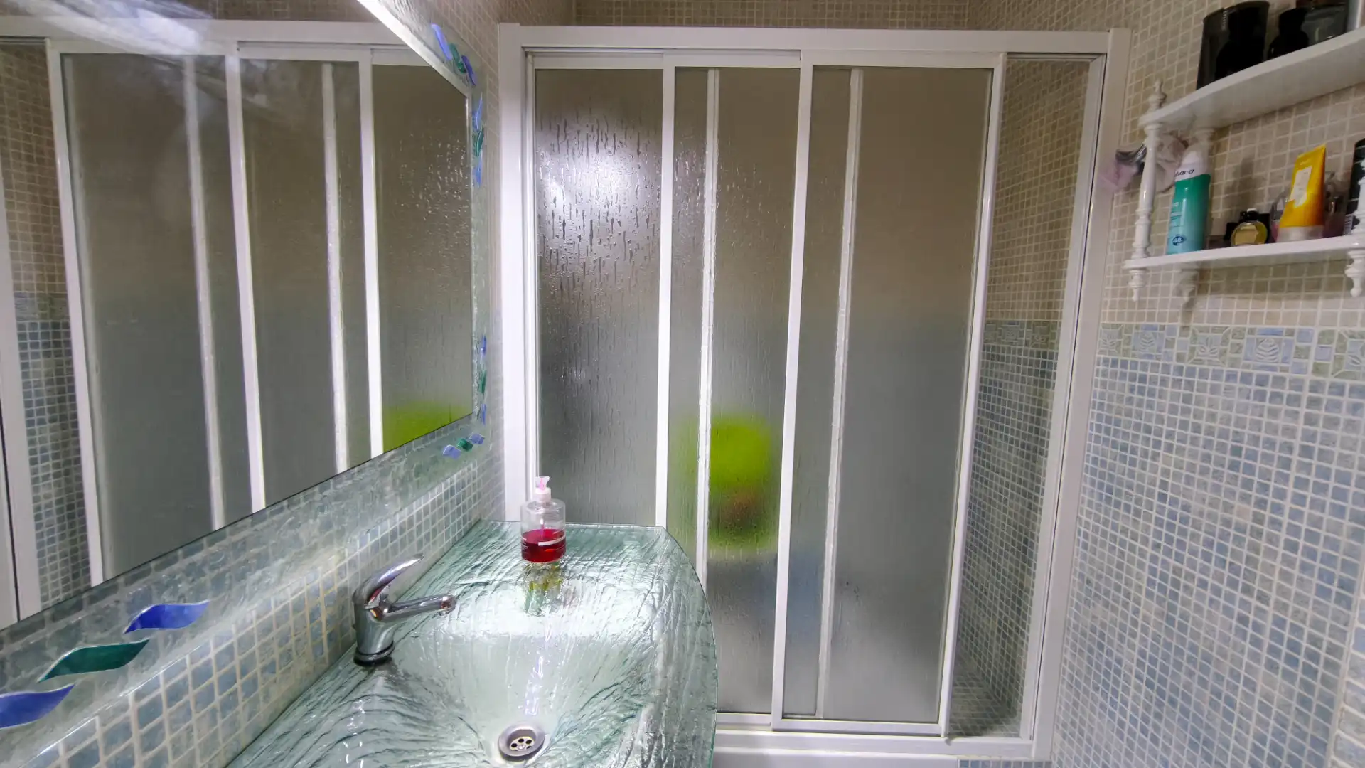 Bathroom of Flat for sale in Narón  with Heating, Terrace and Storage room