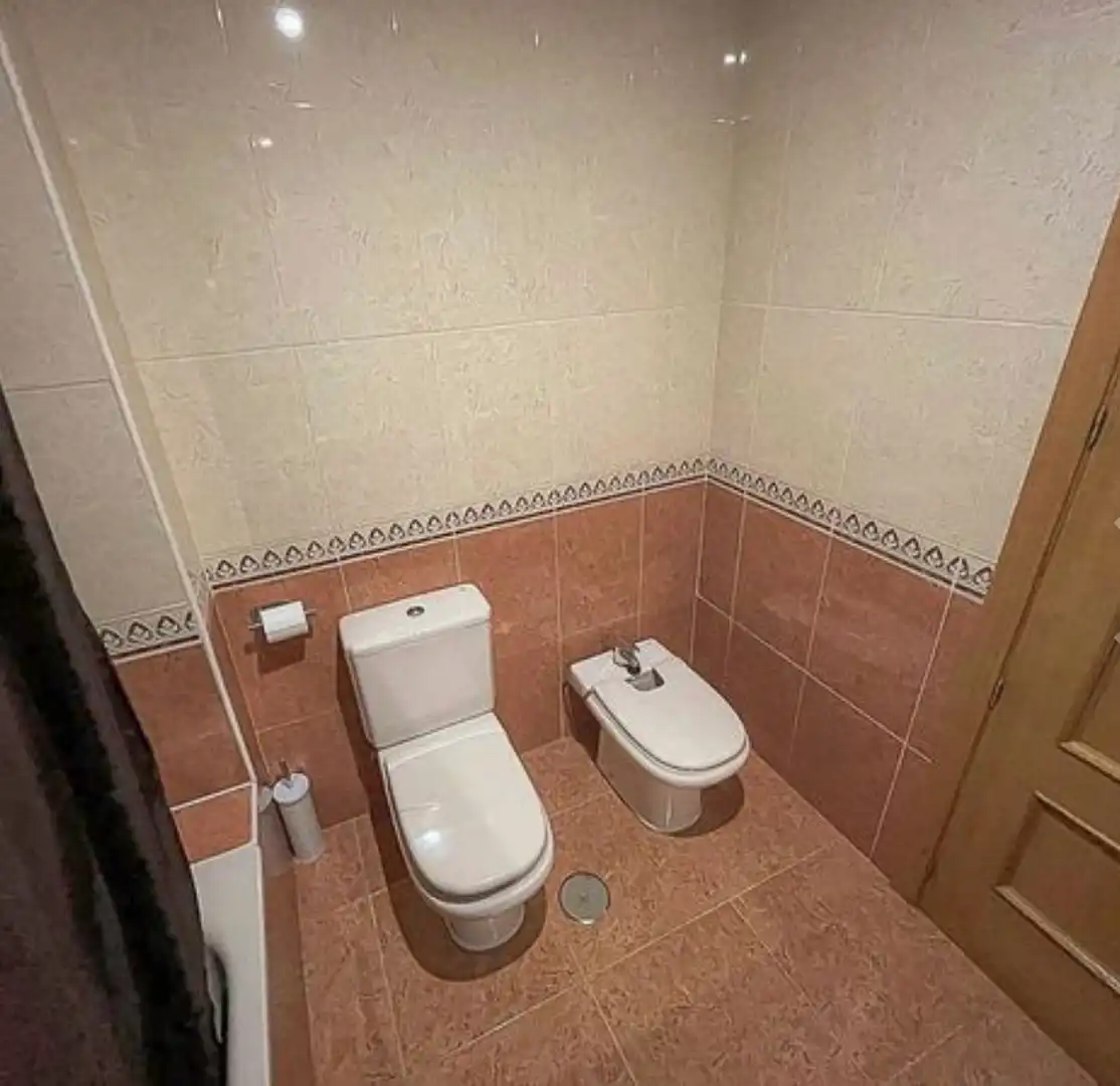 Badezimmer von Wohnung zum Verkauf in Miguelturra mit Gemeinschaftspool