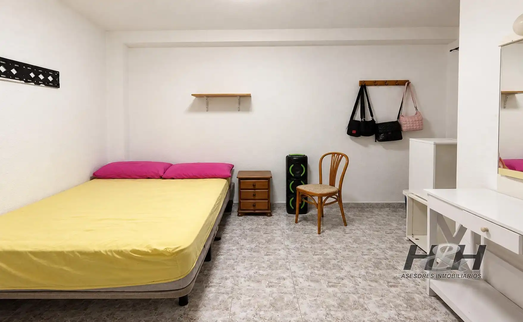 Piso con terraza en venta en Zona Campus Universitario, imagen 8