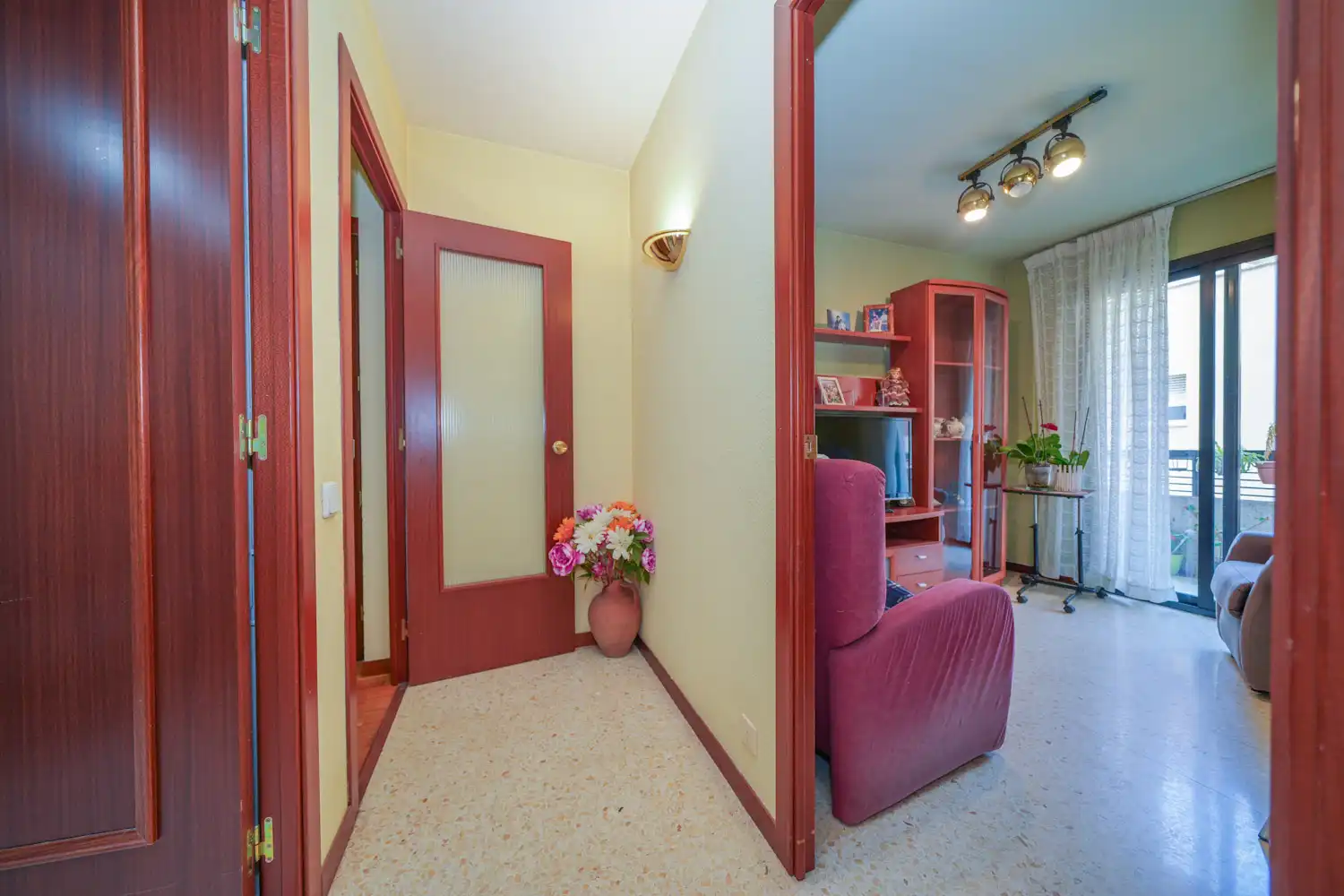Piso en venta en Girona con Calefacción, Parquet y Terraza