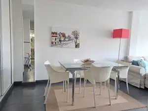 Comedor de Apartamento de alquiler en Las Palmas de Gran Canaria con Aire acondicionado, Parquet y Amueblado