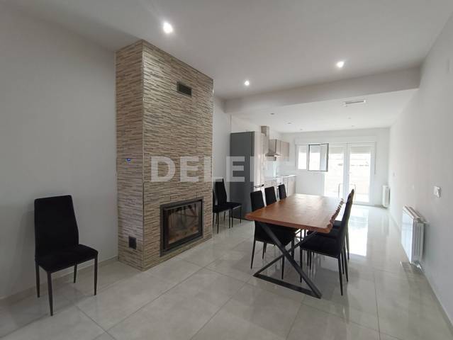 Casa-chalet en Venta en Tobarra