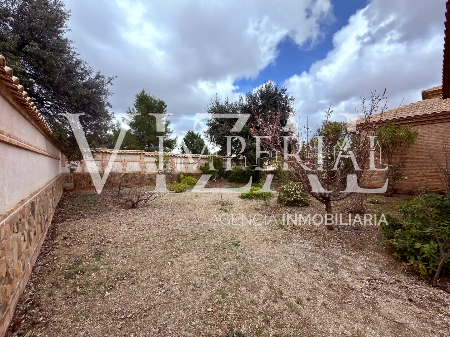 Jardí de Casa o xalet en venda en Toledo amb Aire condicionat, Calefacció i Jardí privat
