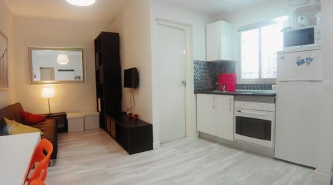 Foto 5 de Apartamento de alquiler en Los Cármenes, Madrid Capital