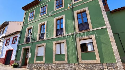 INMOBILIARIA MALGA PONE A LA VENTA AMPLIO PISO EN CARAVIA BAJA (ASTURIAS).