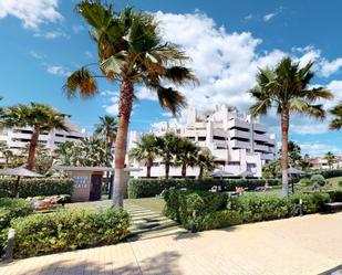 Vista exterior de Apartament en venda en Estepona amb Aire condicionat, Terrassa i Traster