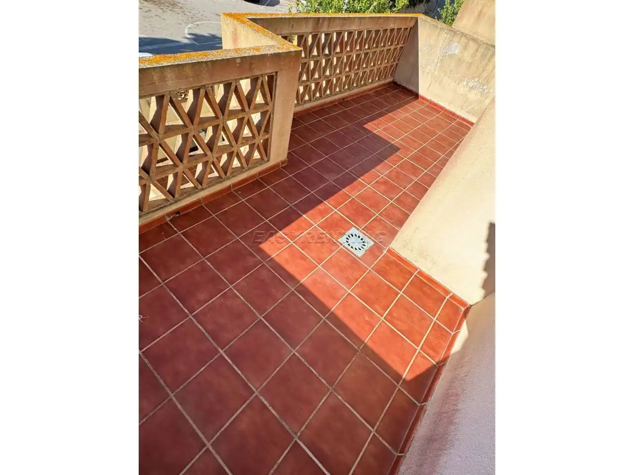 Terrassa de Casa adosada de lloguer en La Línea de la Concepción amb Terrassa, Moblat i Piscina comunitària