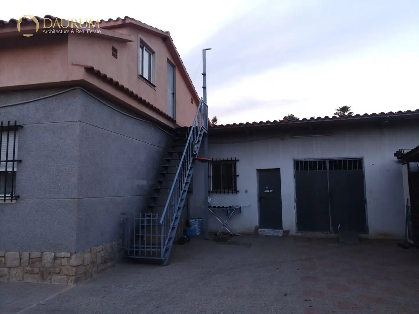 Aparcament de Casa o xalet en venda en San Vicente del Raspeig / Sant Vicent del Raspeig amb Calefacció, Terrassa i Traster