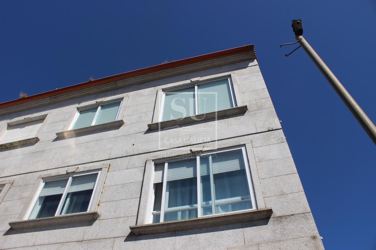 Exterior view of Apartment for sale in Nigrán  with Heating, Parquet flooring and Terrace
