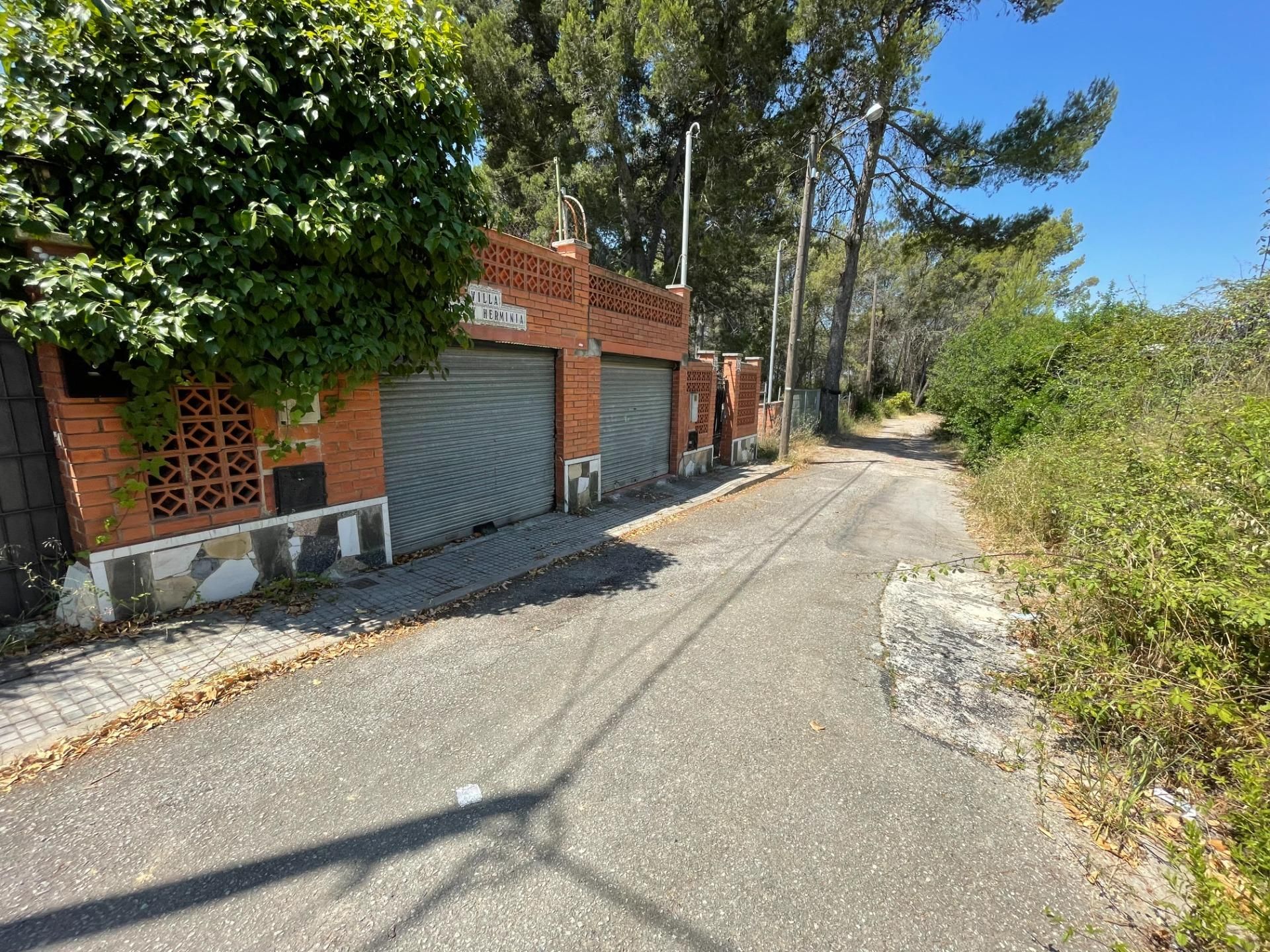 Exterior view of House or chalet for sale in Rubí  with Private garden and Swimming Pool