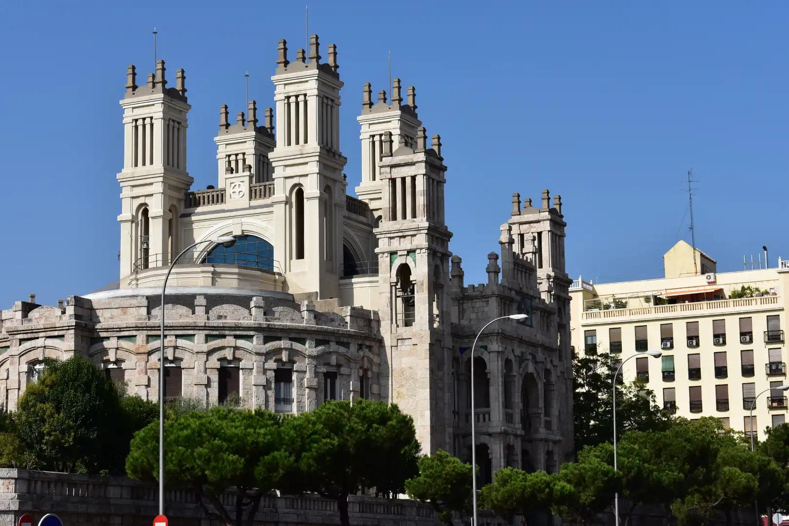 Vista exterior de Piso en venta en Madrid con Aire acondicionado, Amueblado y Horno