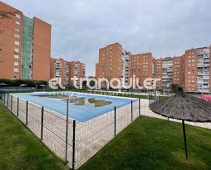 Swimming pool of Flat to rent in Alcorcón  with Air Conditioner, Parquet flooring and Swimming Pool