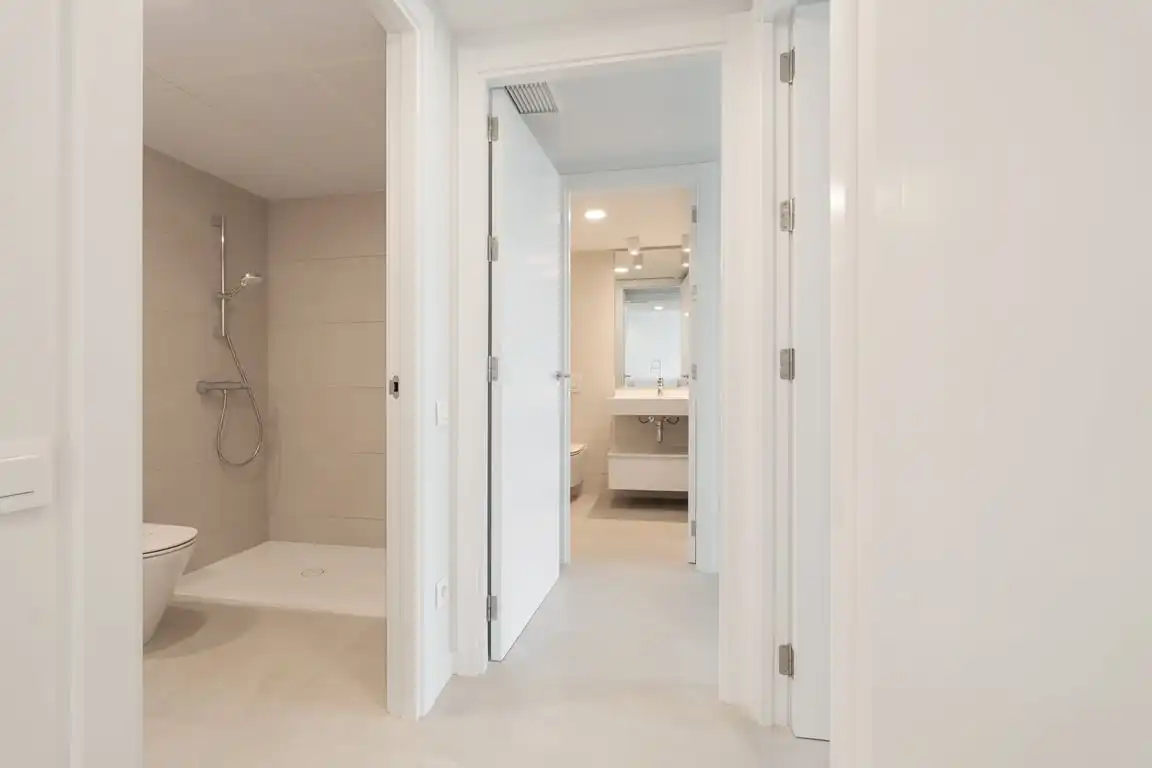 Bathroom of Flat for sale in Dénia  with Private garden, Storage room and Community pool