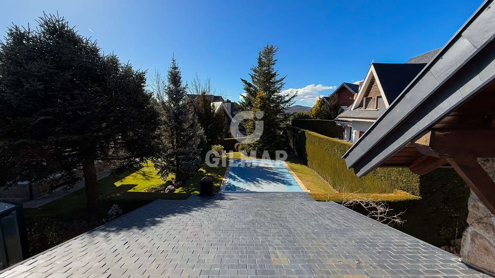 Jardí de Casa o xalet en venda en Navacerrada amb Calefacció, Jardí privat i Piscina