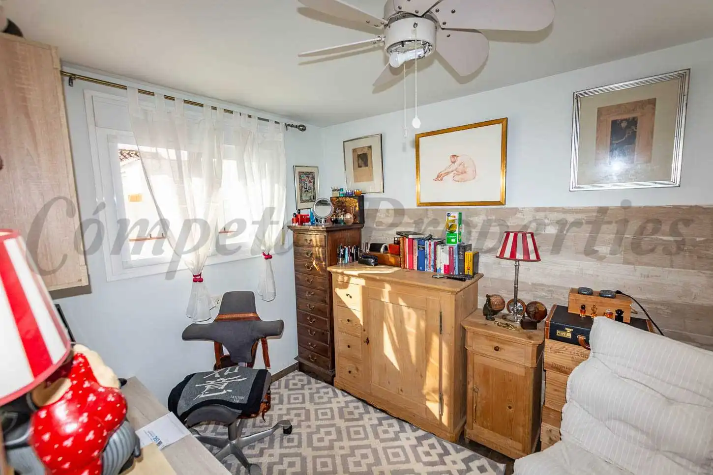 Habitación de Casa adosada en venta en Nerja con Aire acondicionado, Terraza y Amueblado
