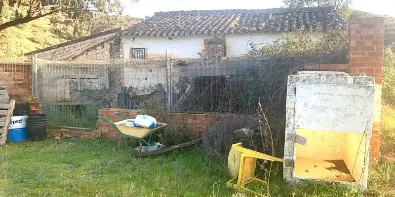 Country house zum Verkauf in Sedella mit Privatgarten, Terrasse und Abstellraum
