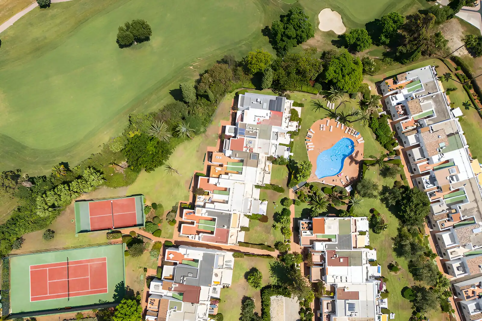 Reihenhaus mit Pool zum Verkauf in Nueva Andalucía, imagen 26