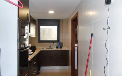 Kitchen of Flat for sale in Vic  with Terrace