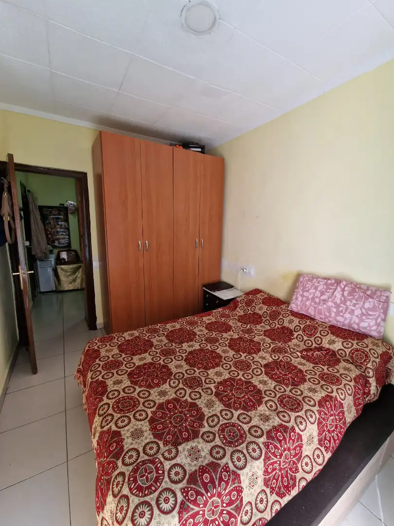 Habitación de Piso en venta en Barcelona con Terraza y Balcón