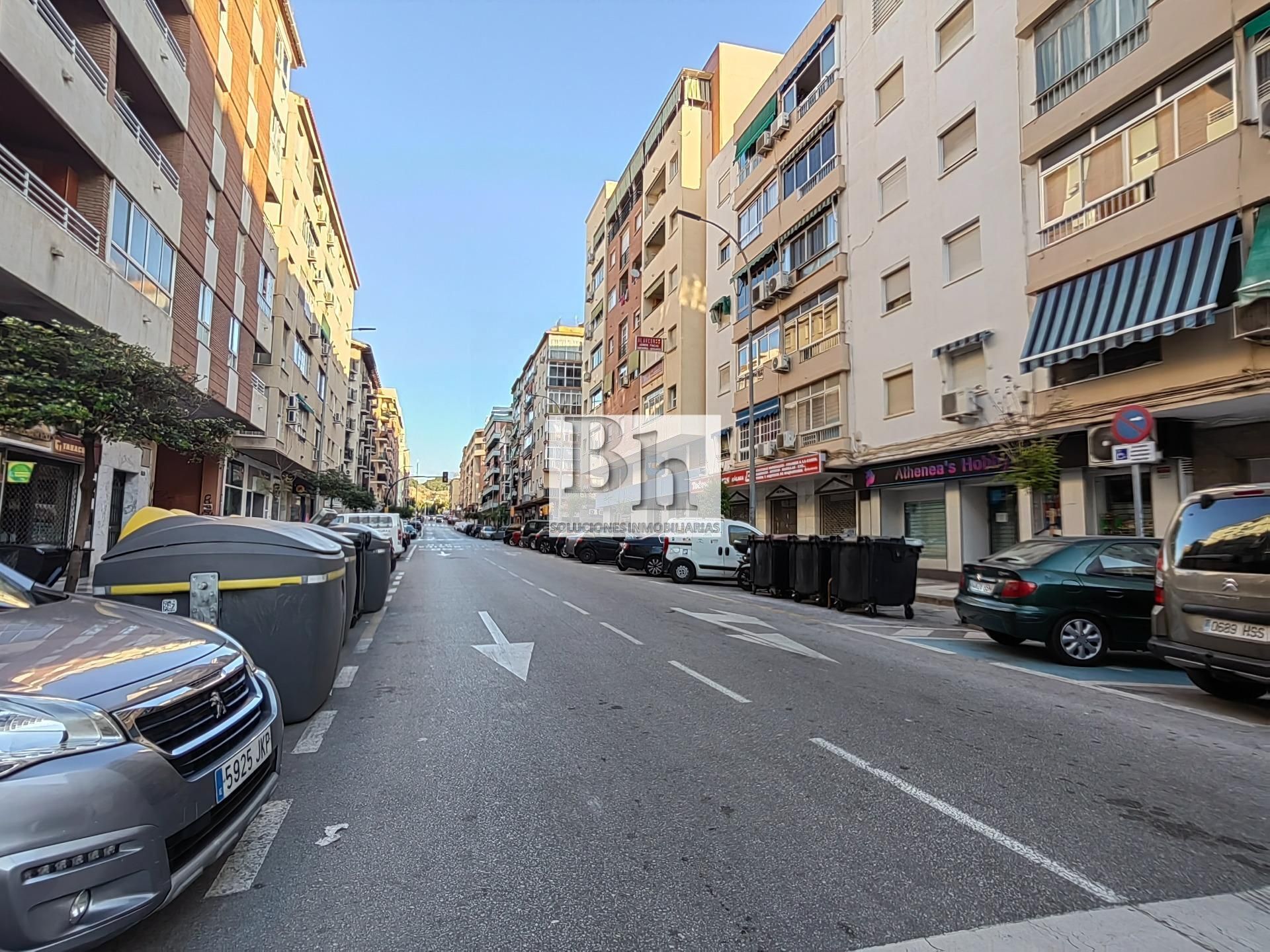 Vista exterior de Àtic en venda en Málaga Capital amb Aire condicionat, Calefacció i Jardí privat