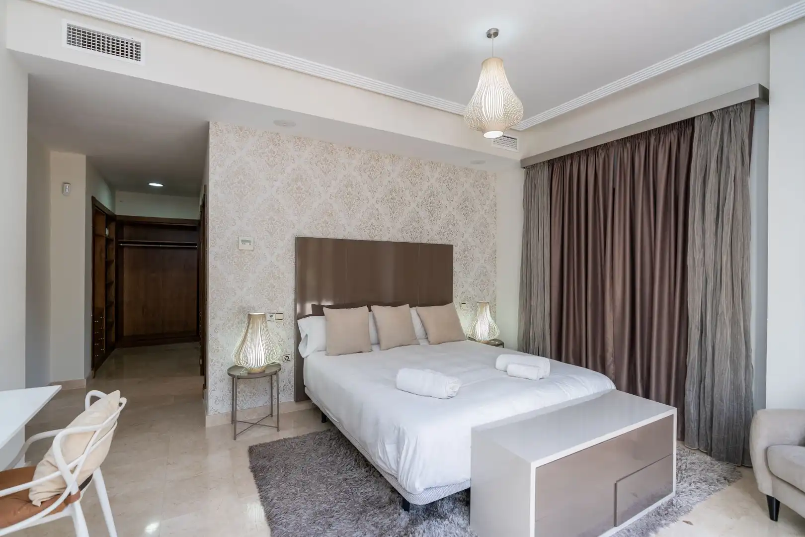 Chalet con terraza en venta en Calle Hinaharros 30, imagen 50