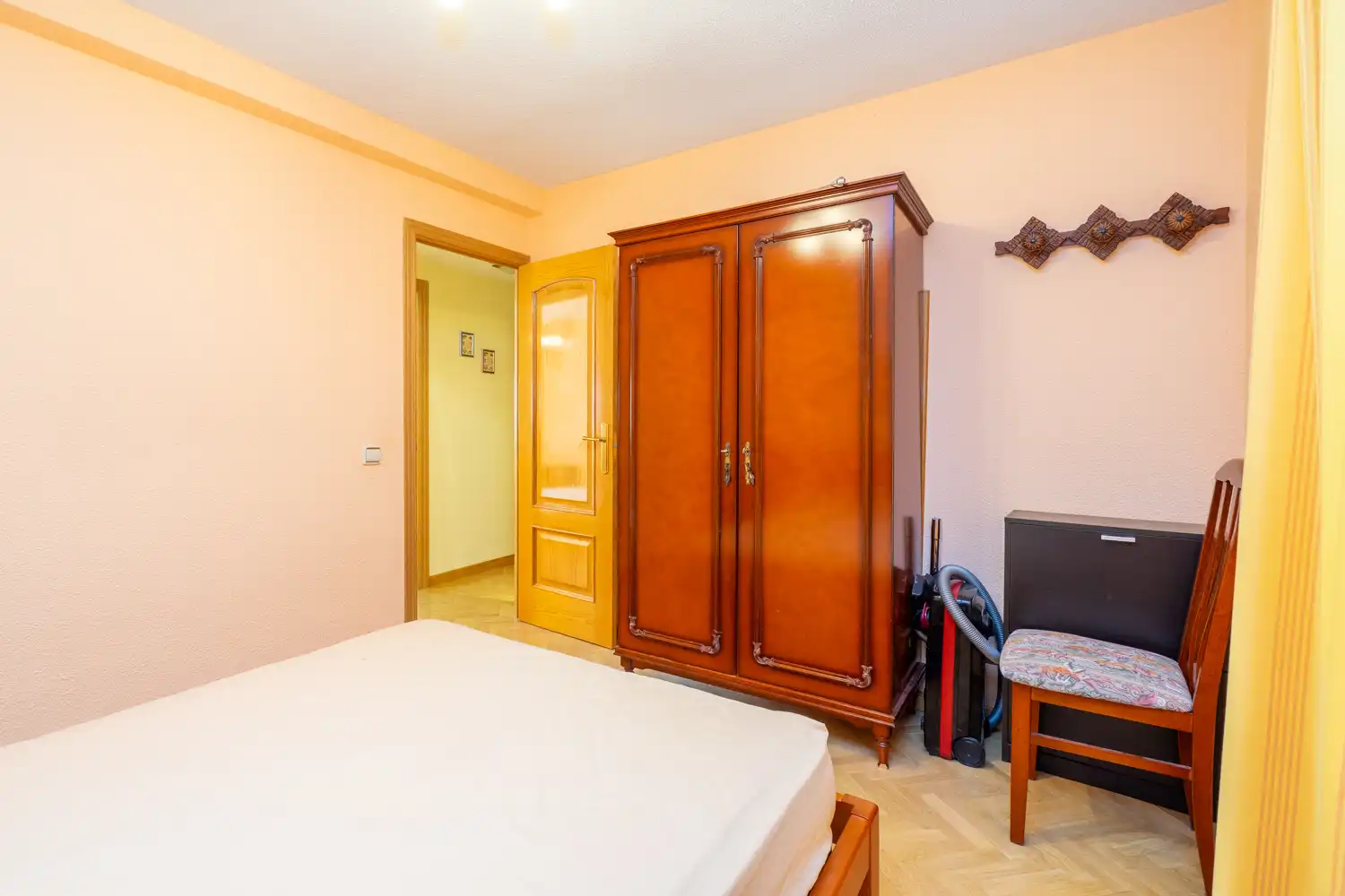 Habitación de Piso en venta en Móstoles con Calefacción, Terraza y Piscina comunitaria