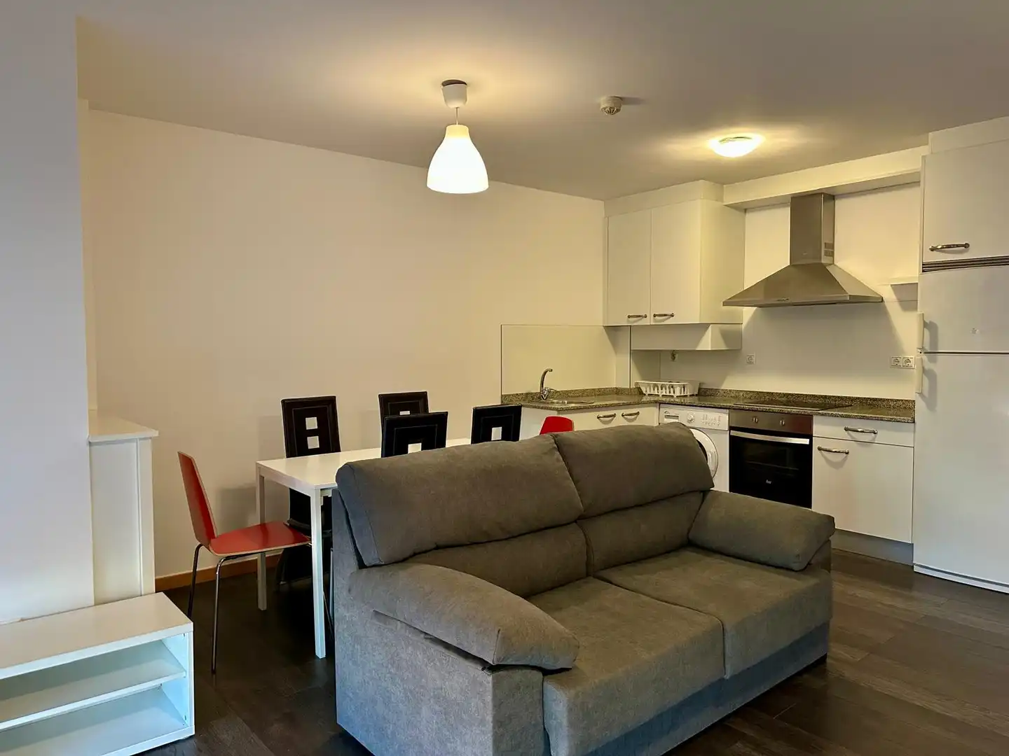 Sala de estar de Dúplex en venta en A Pobra do Caramiñal con Calefacción, Parquet y Trastero