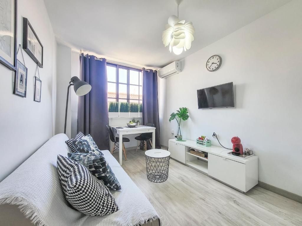 Sala de estar de Apartamento en venta en Arona con Aire acondicionado, Trastero y Amueblado