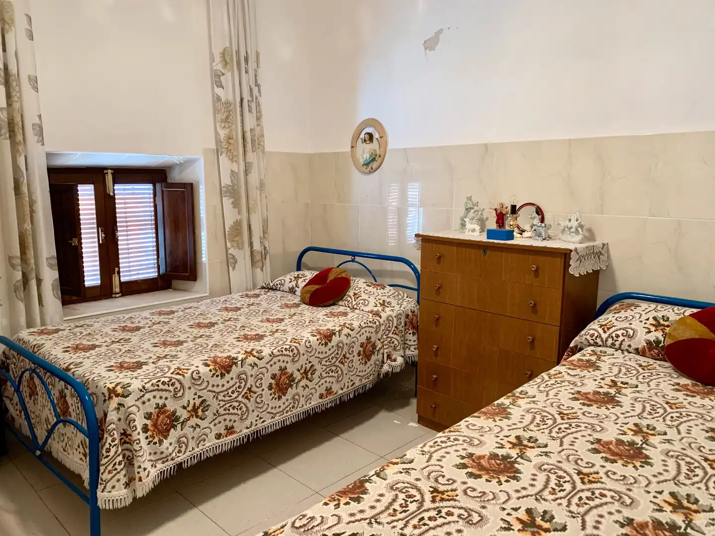 Habitación de Casa o chalet en venta en Reina con Lavadora y TV