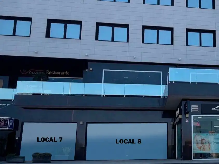 Vista exterior de Local de lloguer en Torrevieja