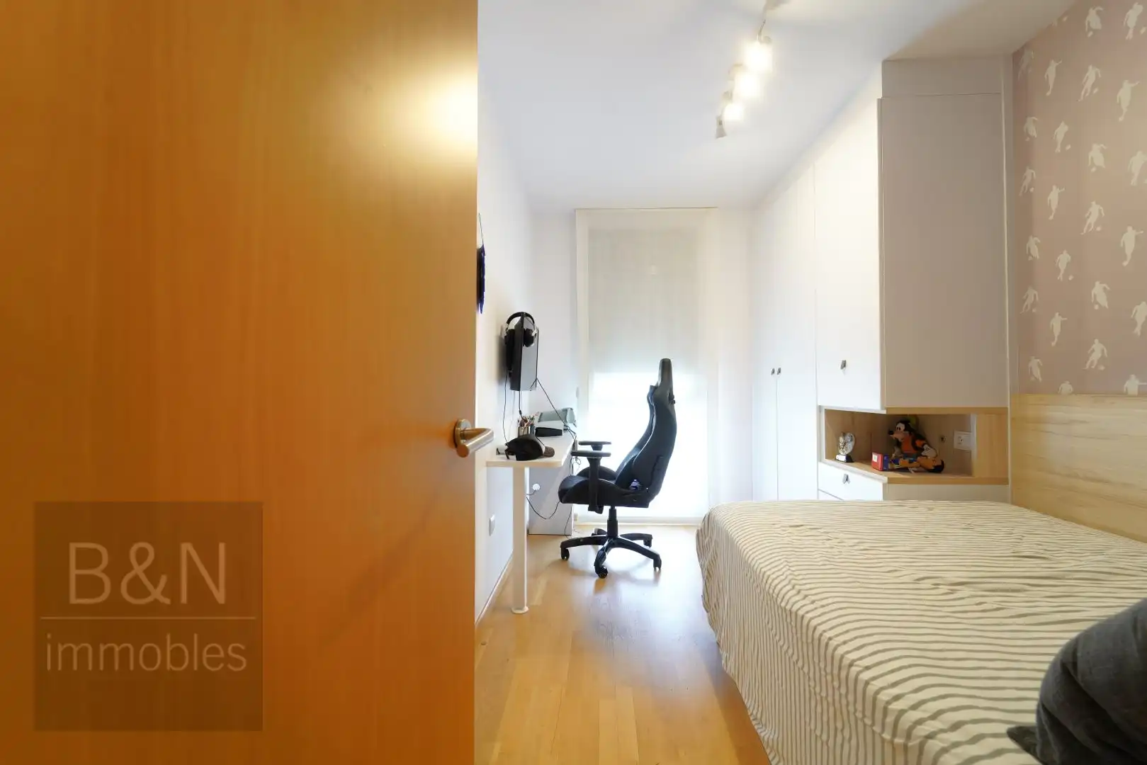 Habitación de Piso en venta en Terrassa con Aire acondicionado, Calefacción y Piscina