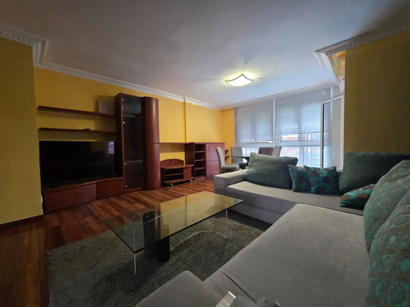 Wohnzimmer von Wohnung zur Miete in Castro-Urdiales mit Privatgarten, Terrasse und Schwimmbad
