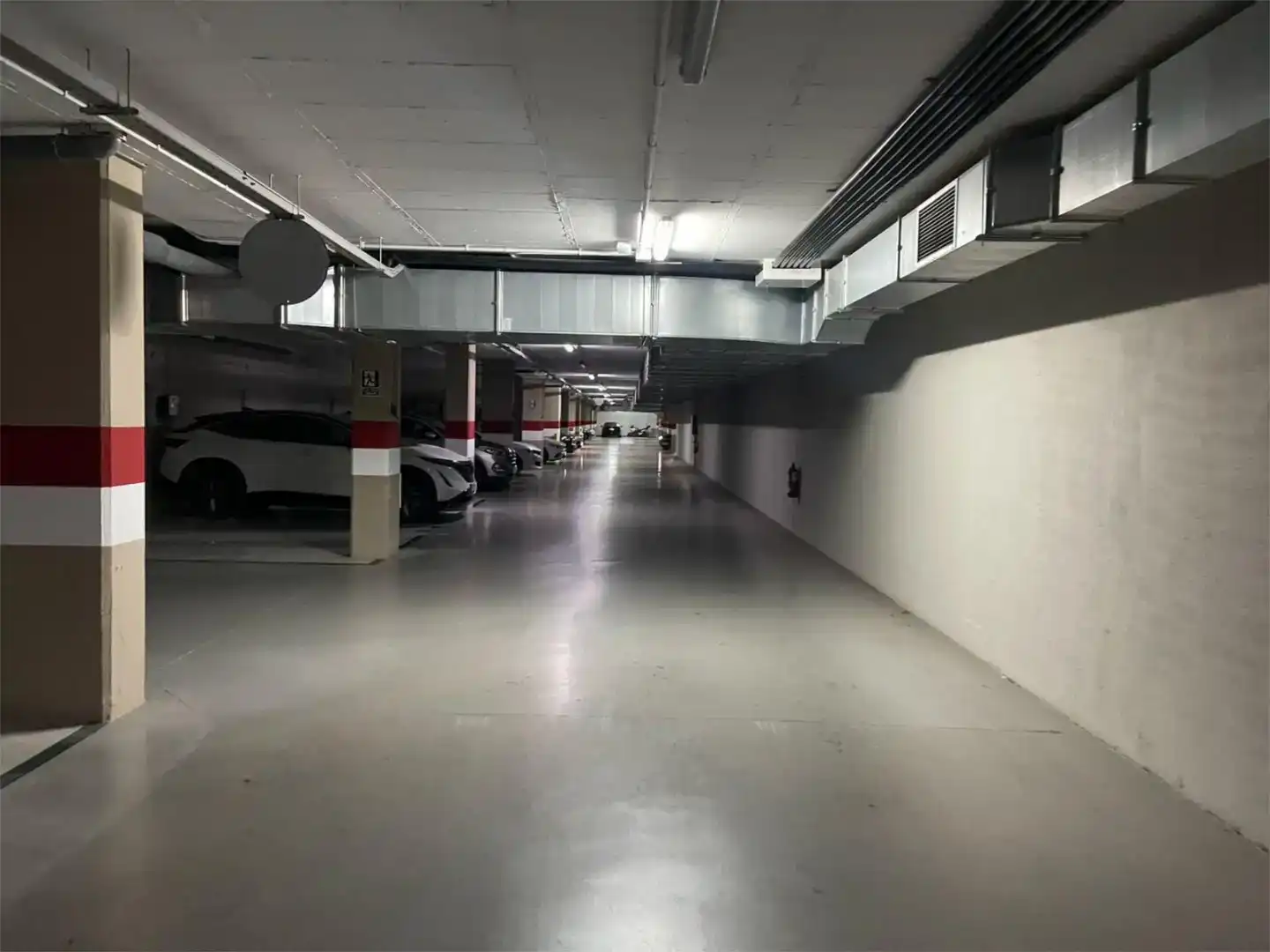 Parkplatz von Garage zur Miete in Valencia