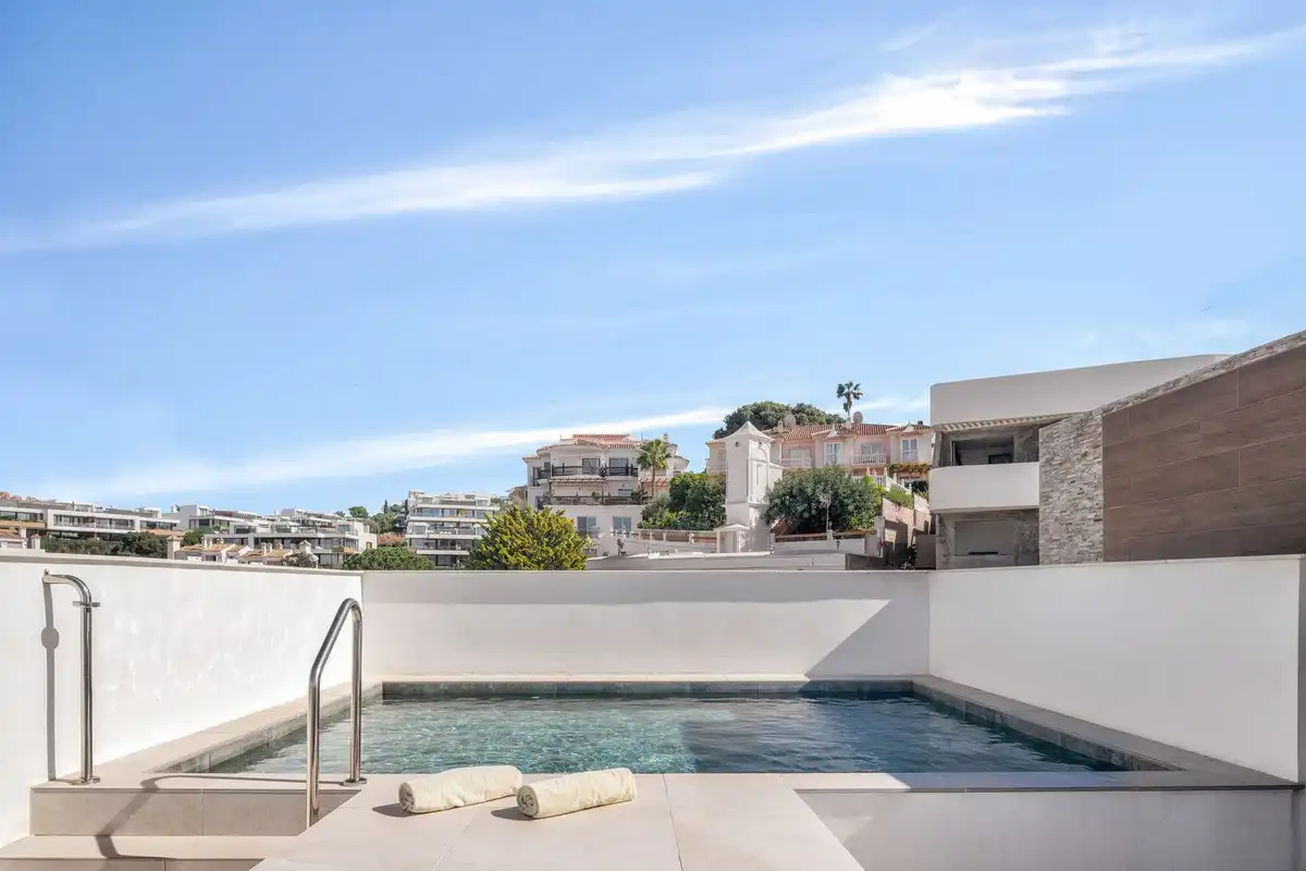 Piscina de Àtic en venda en Marbella amb Terrassa, Traster i Piscina