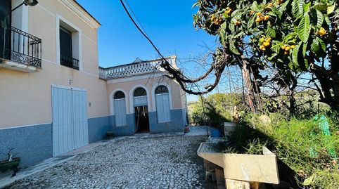 Se vende finca rústica pareada en Monóvar con parcela