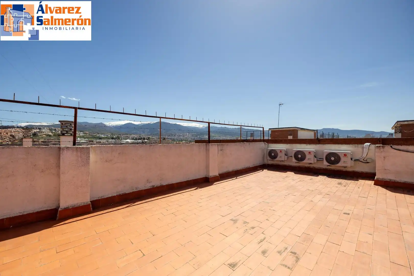 Terrace of Flat for sale in Granada  with Air Conditioner and Terrace