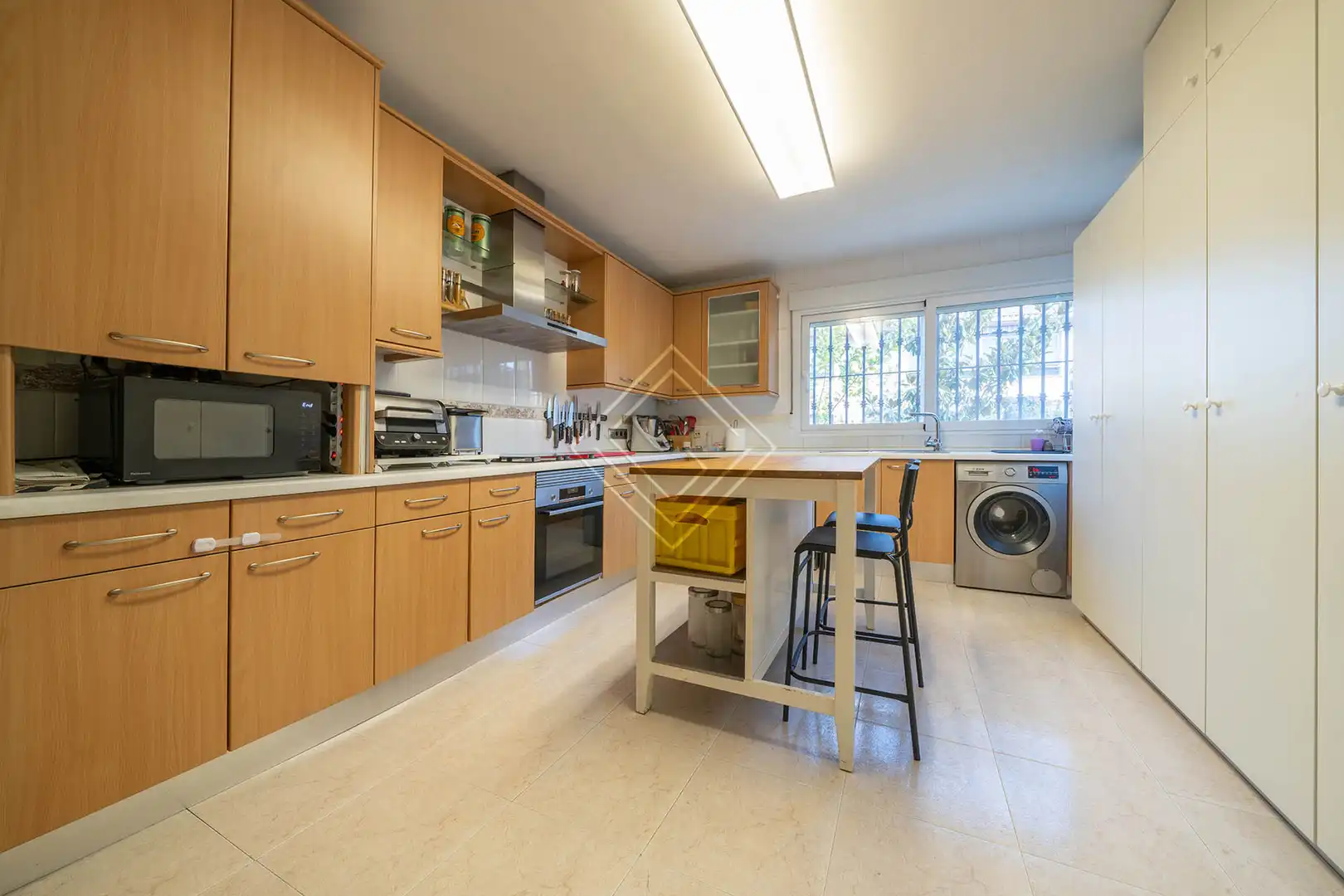 Cocina de Casa adosada en venta en Pozuelo de Alarcón con Aire acondicionado, Jardín privado y Terraza