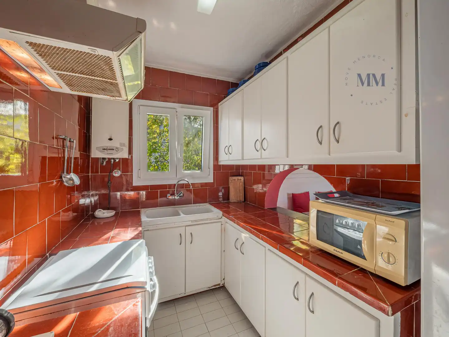 Küche von Maisonette zum Verkauf in Es Castell mit Klimaanlage, Terrasse und Balkon