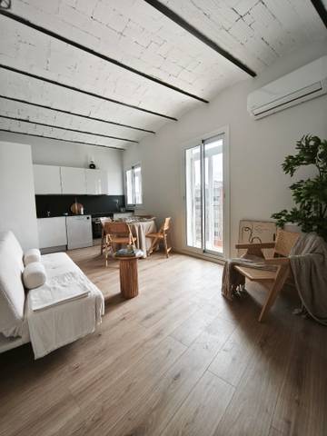 Piso en Venta en Gran Via de les Corts Catalanes en La Font de la Guatlla